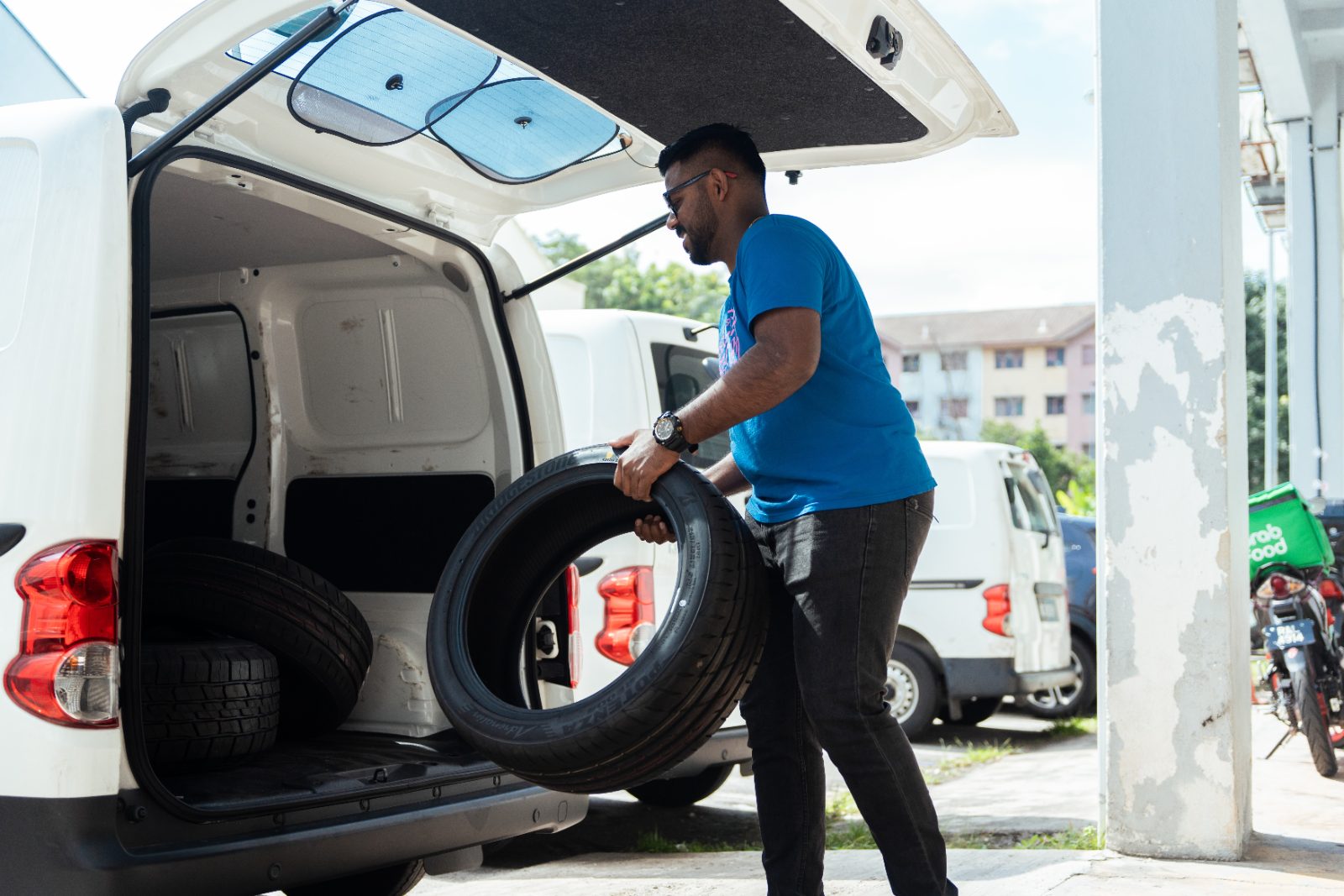 Tyres loaded into a Tayarlo delivery van